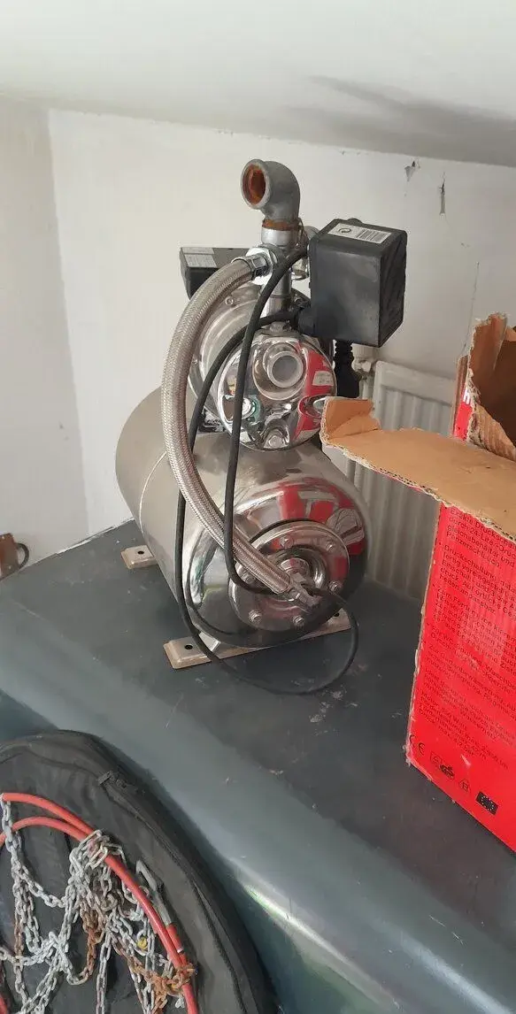 2ks čerpadlo Hauswasserwerk HWW 3000 INOX
