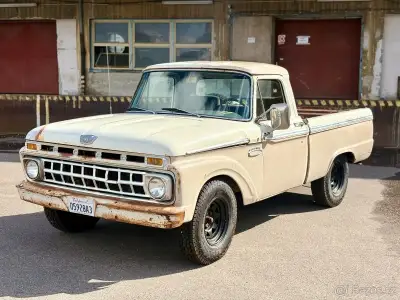 Ford F-100
