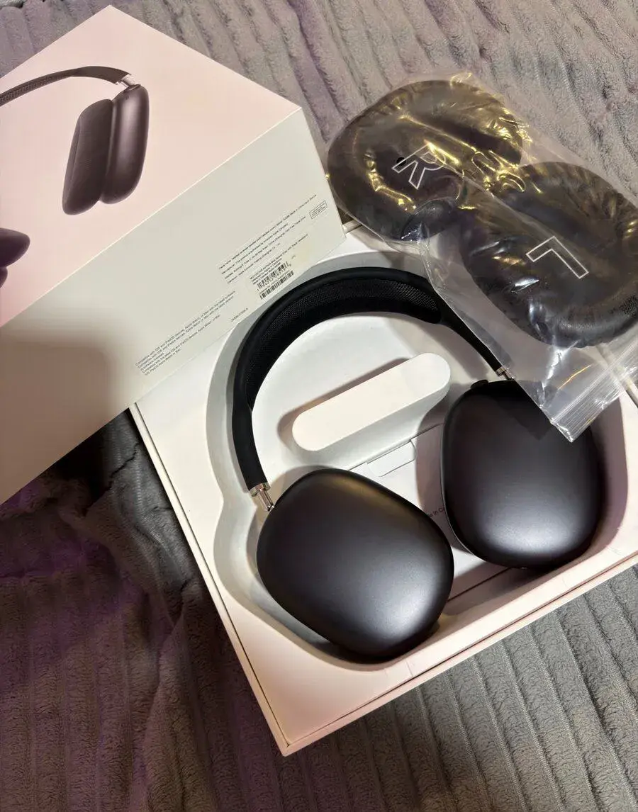 AirPods Max