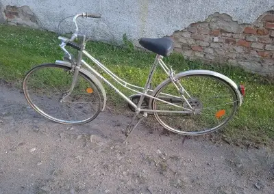 Dámské starší silniční kolo velikost 28 značka westfaley