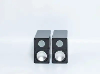 ELAC CL 305