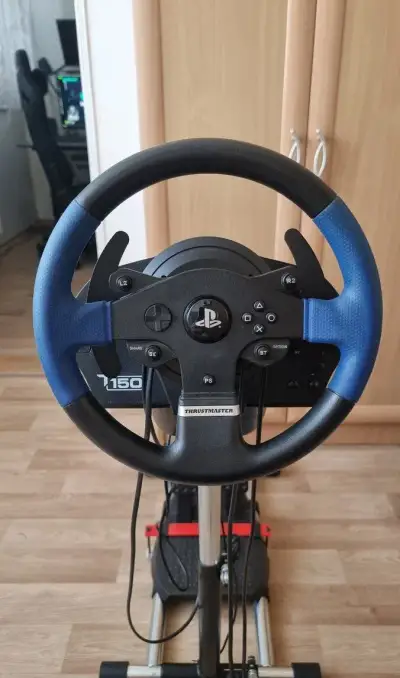 Volant k PC Thrustmaster T150 + Wheel Stand Pro