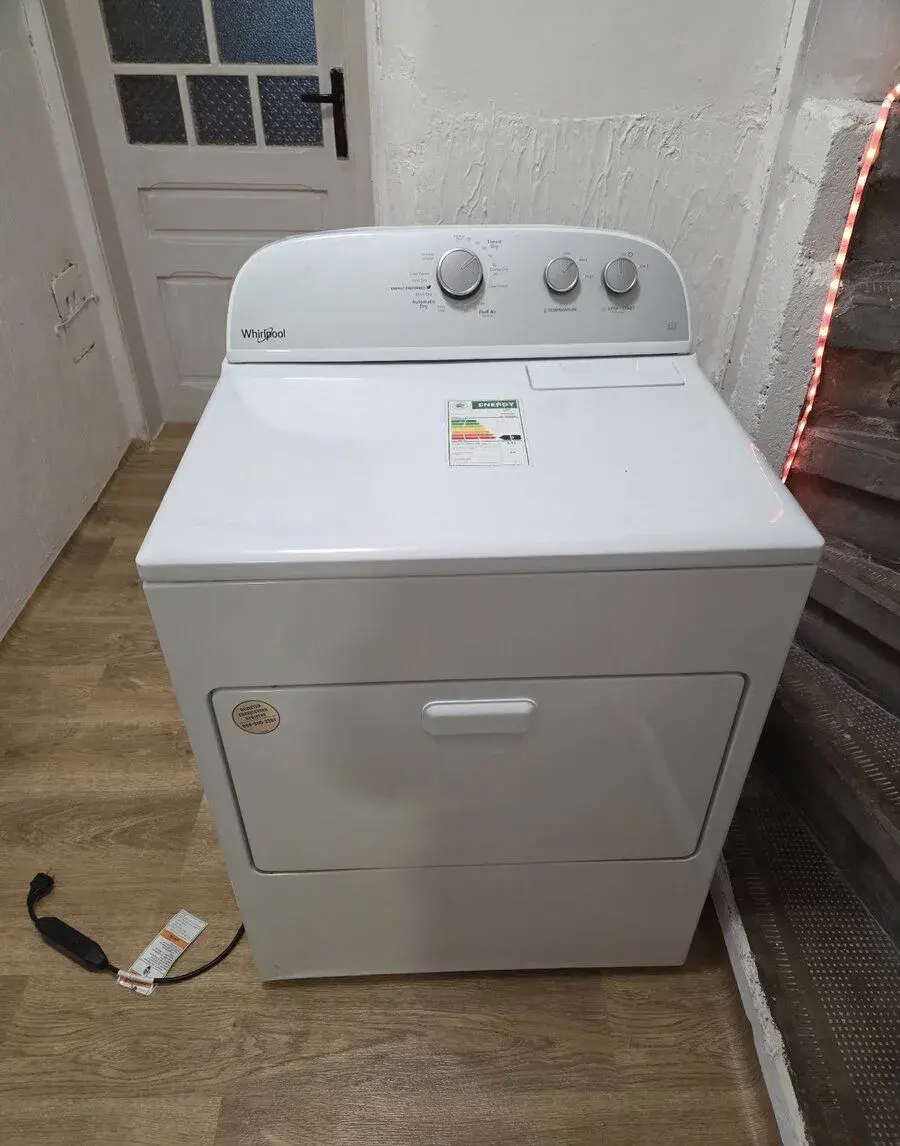 Poloprofesionální sušička 15kg Whirlpool 3LWED4830FW