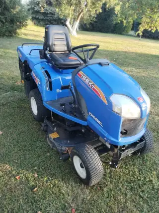 Zahradní traktůrek ISEKI SXG 216 DIESEL