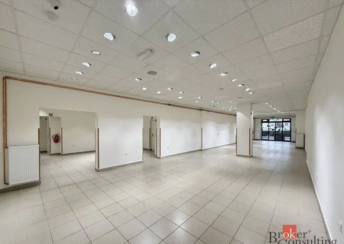 Pronájem, komerční/obchodní prostory, 200 m2, Žamberecká 27,