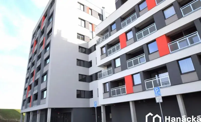 Pronájem pěkného bytu 2+kk a gar.stání, v.