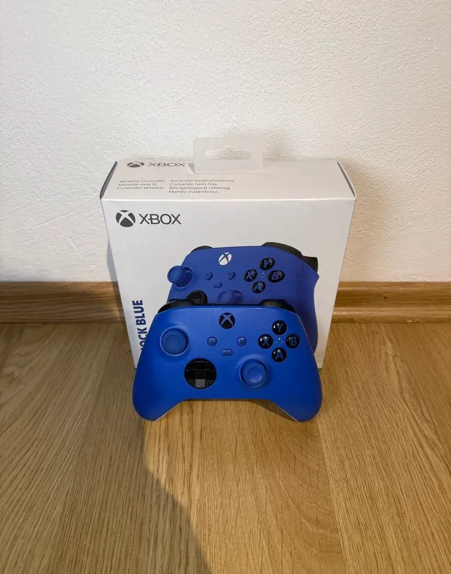 Xbox Wireless Controller – Shock Blue