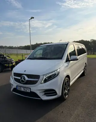 Mercedes-Benz V – 135 000 km