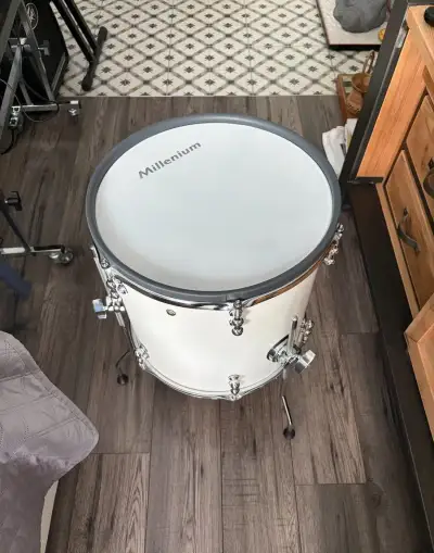 16" Floor Tom Millenium MPS-1000 Pearl White – NEHRANÝ