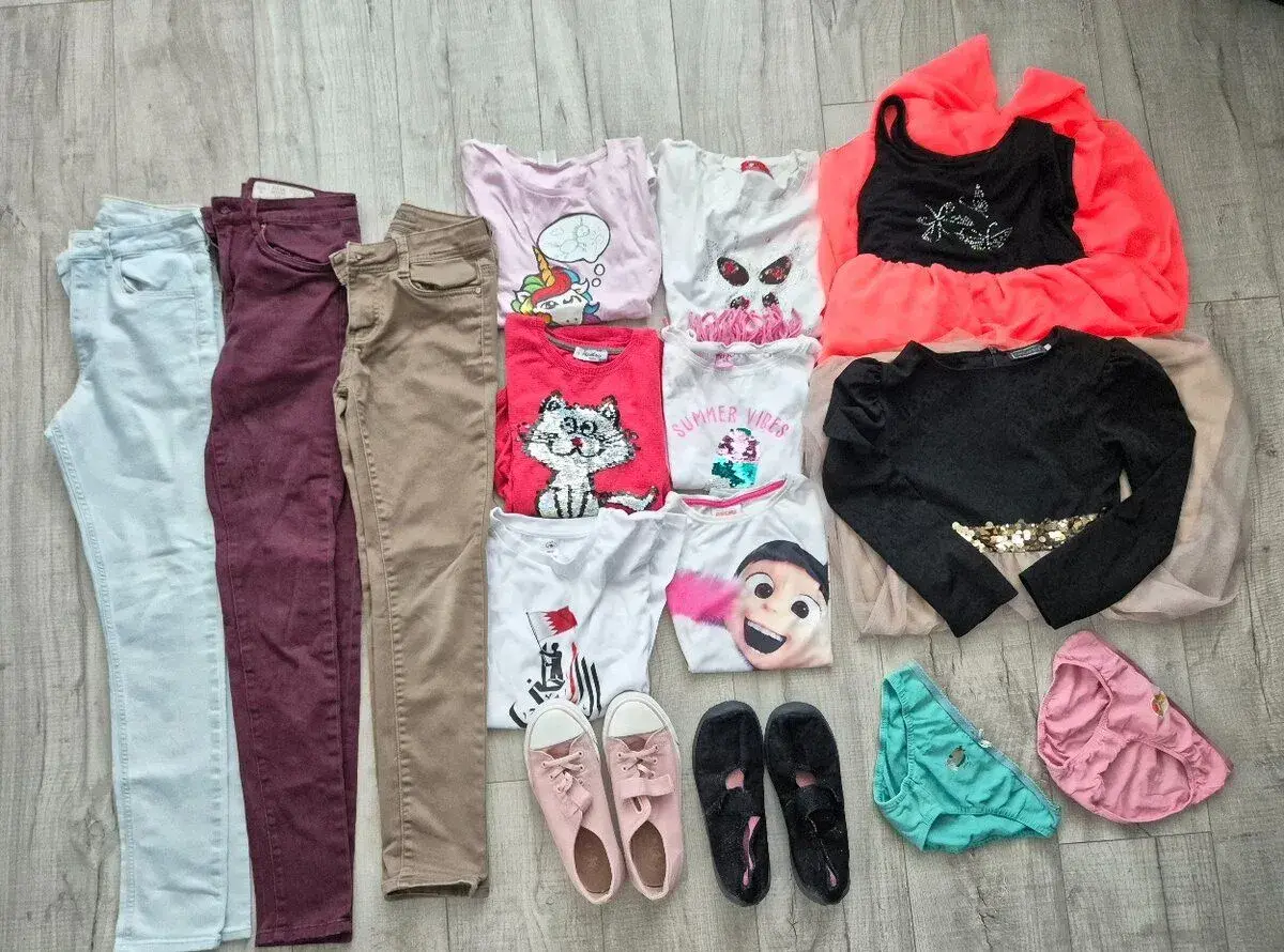 Mix dívčí podzimní oblečení zvíře 140/146 14 kusů