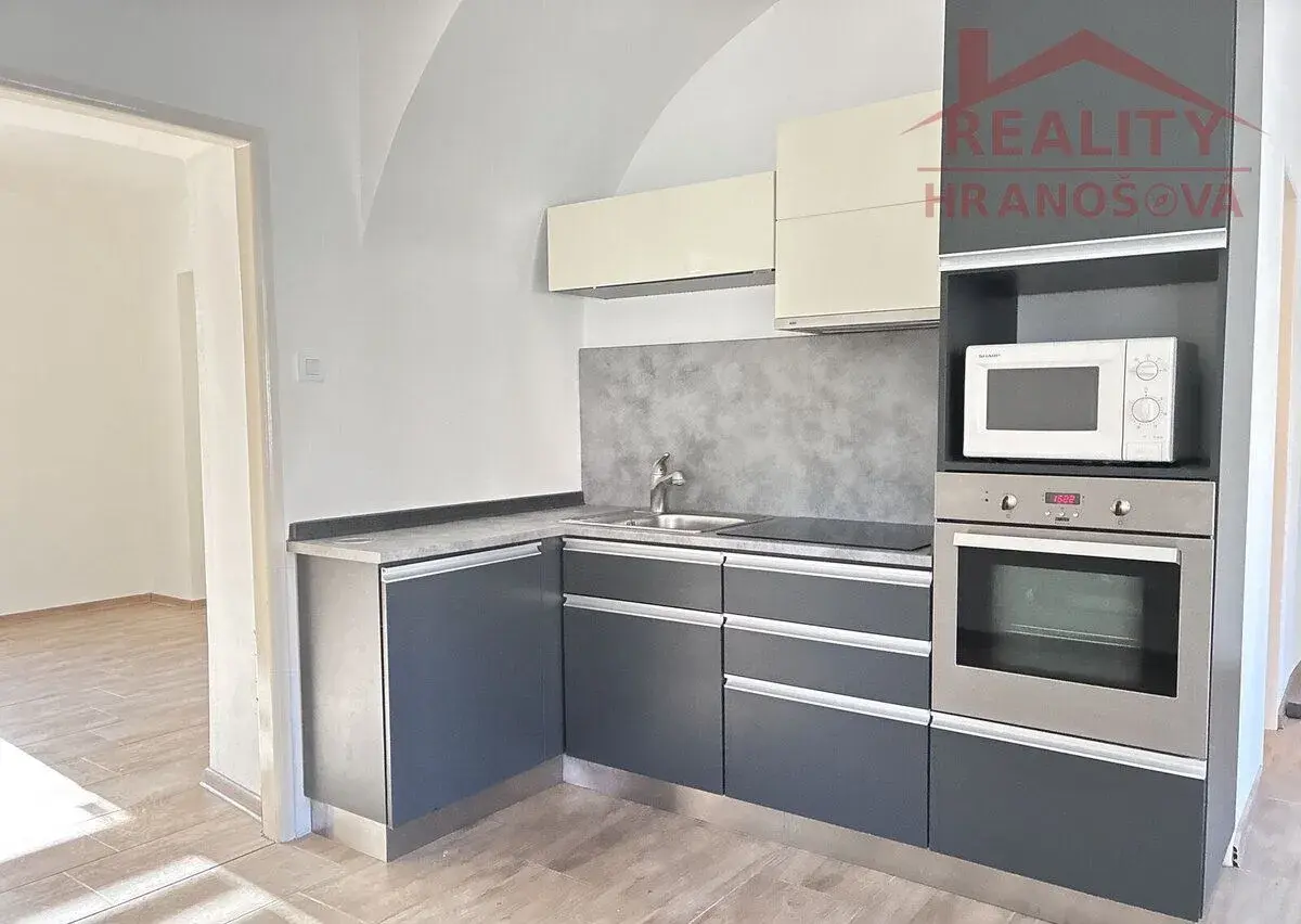 Pronájem bytu 2+kk 48 m² Dolní Benešov, ul. Opavská