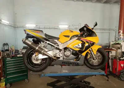 Honda CBR 929 RR Fireblade