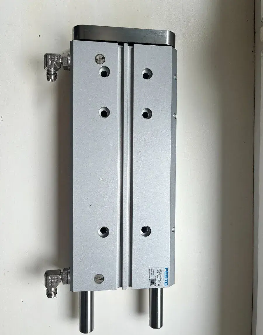 CS2059100A / DFM 32 200 P A KF CS