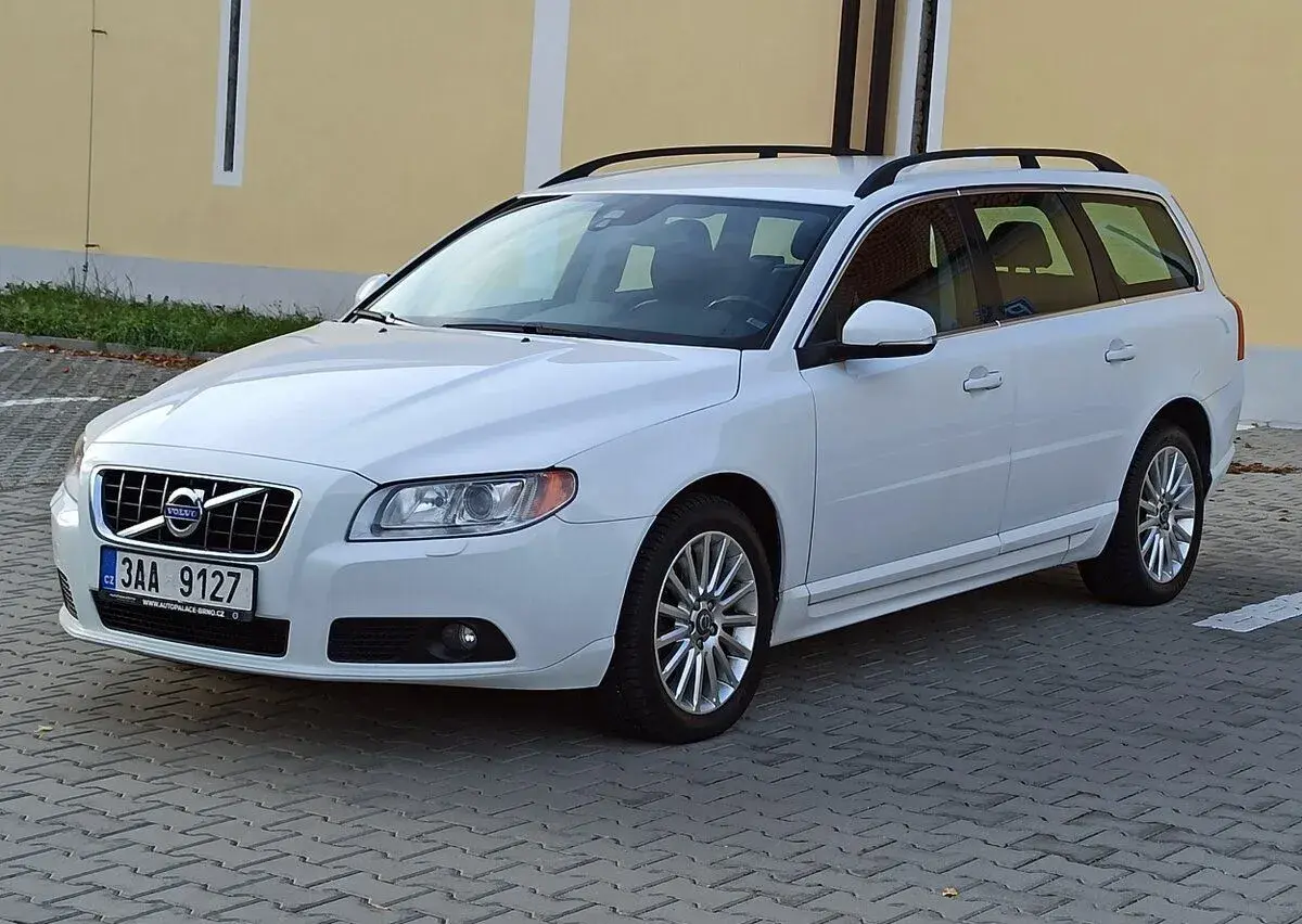 Volvo V70 – 180 000 km
