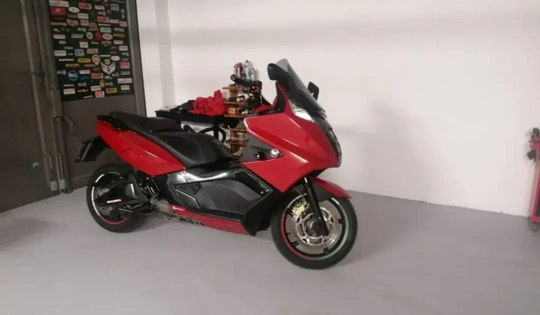 Gilera GP 800