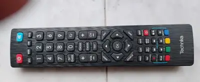 SHARP 40 BF2E