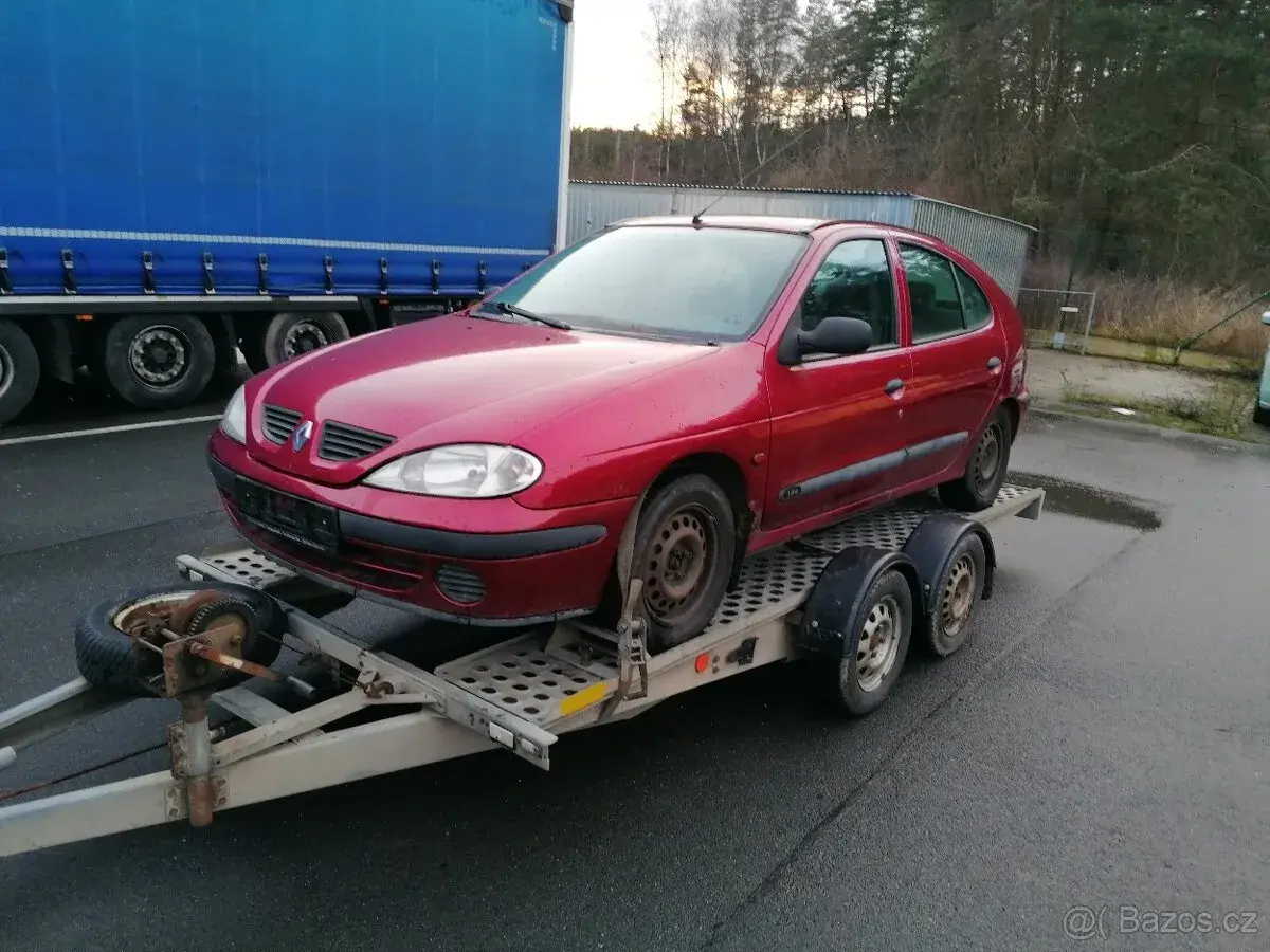 Renault Megane – 2000, 109 000 km