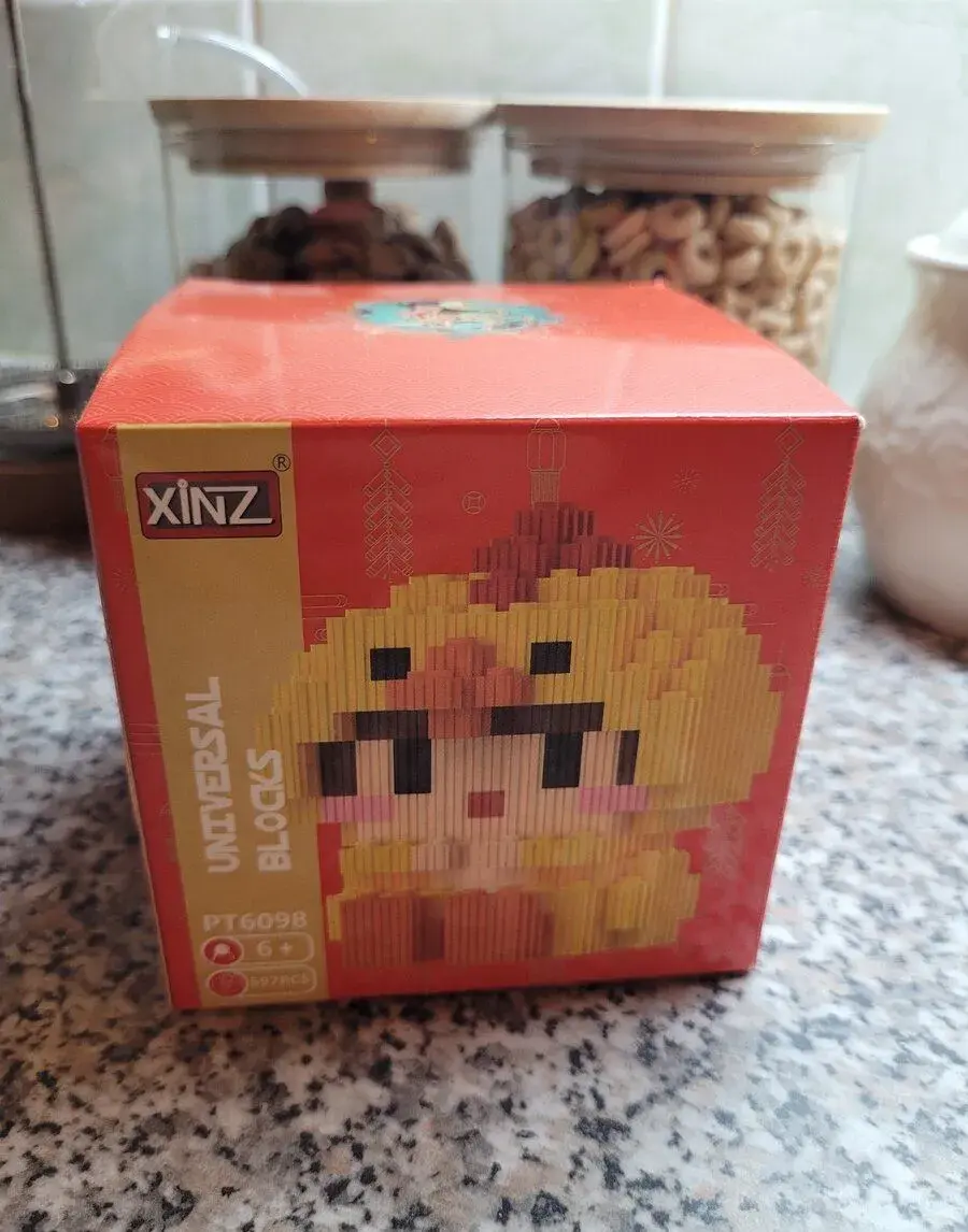 Nová stavebnice Kuřátko zn. Xinz