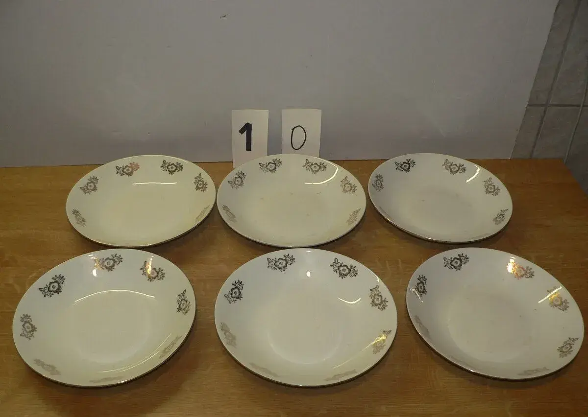 Retro porcelán-č.10