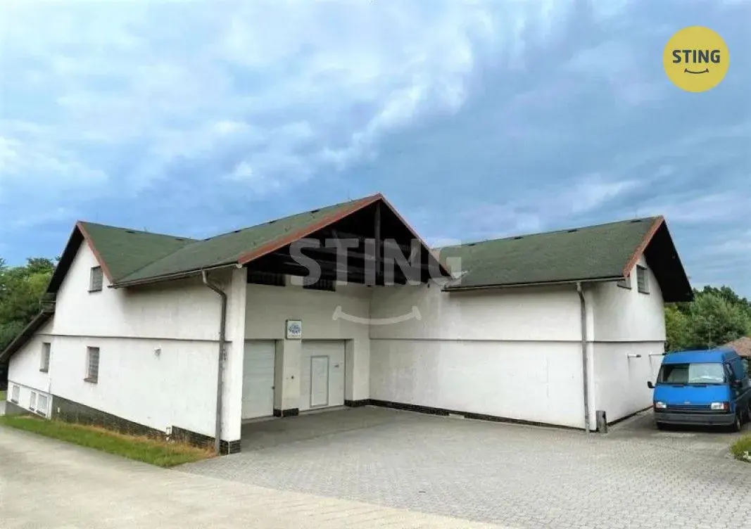 Pronájem skladu se zázemím. , 137065