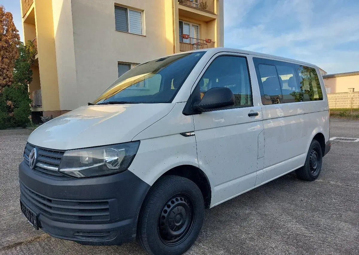 Volkswagen Transporter – 2017, 286 000 km