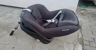 Darujeme dětskou sedačku do auta se základnou Isofix
