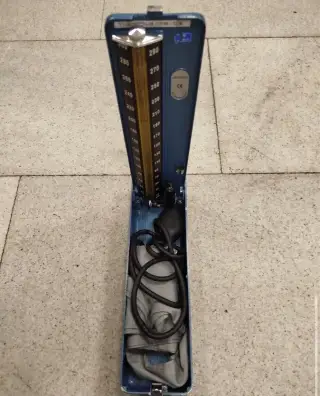 měřič tlaku