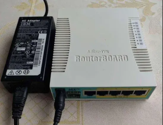 MikroTik RB960PGS hEX PoE