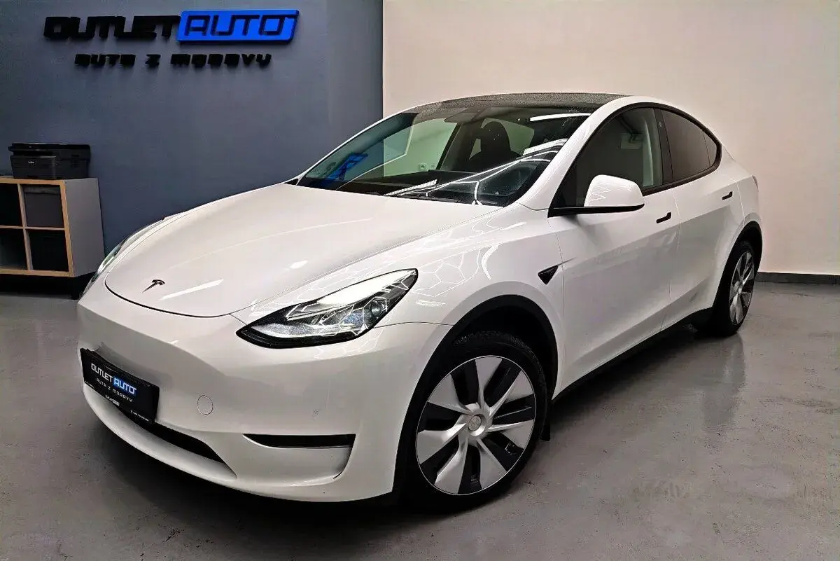 Tesla MODEL – 2022, 157 000 km