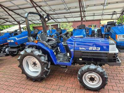 Japonský malotraktor Iseki Sial 223 se zárukou