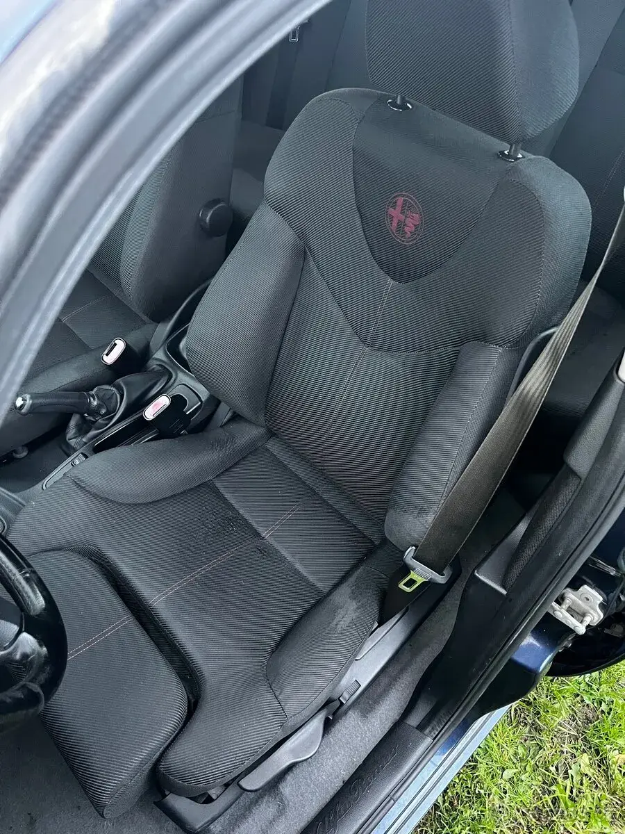 Alfa Romeo 156