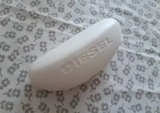 Pouzdro na brýle bílé Diesel