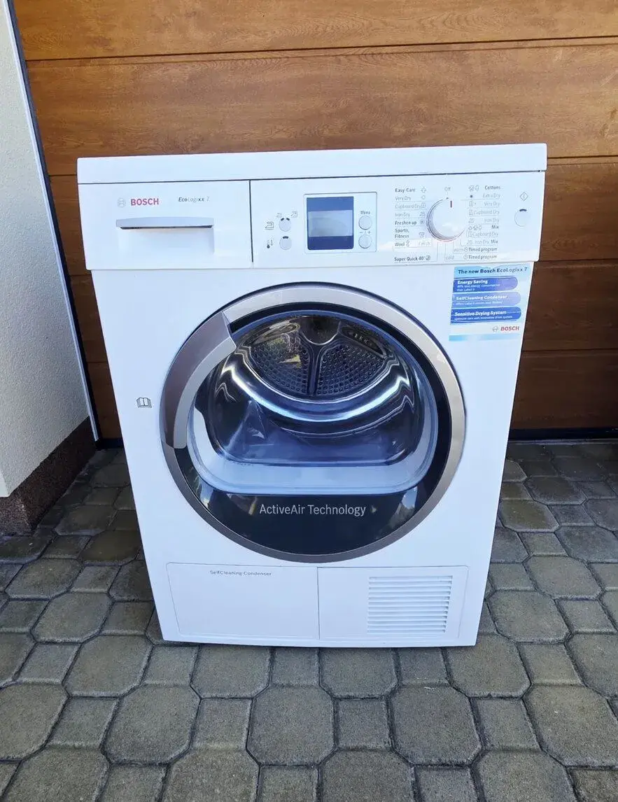 Sušička Bosch EcoLogixx 7 – tepelné čerpadlo, 7 kg