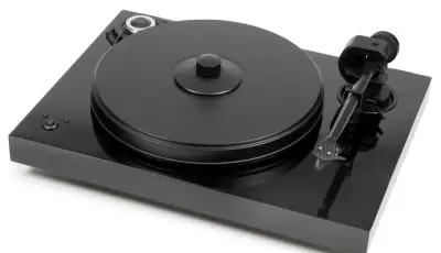 NOVÁ CENA Pro-Ject 2-Xperience SB High Gloss Black