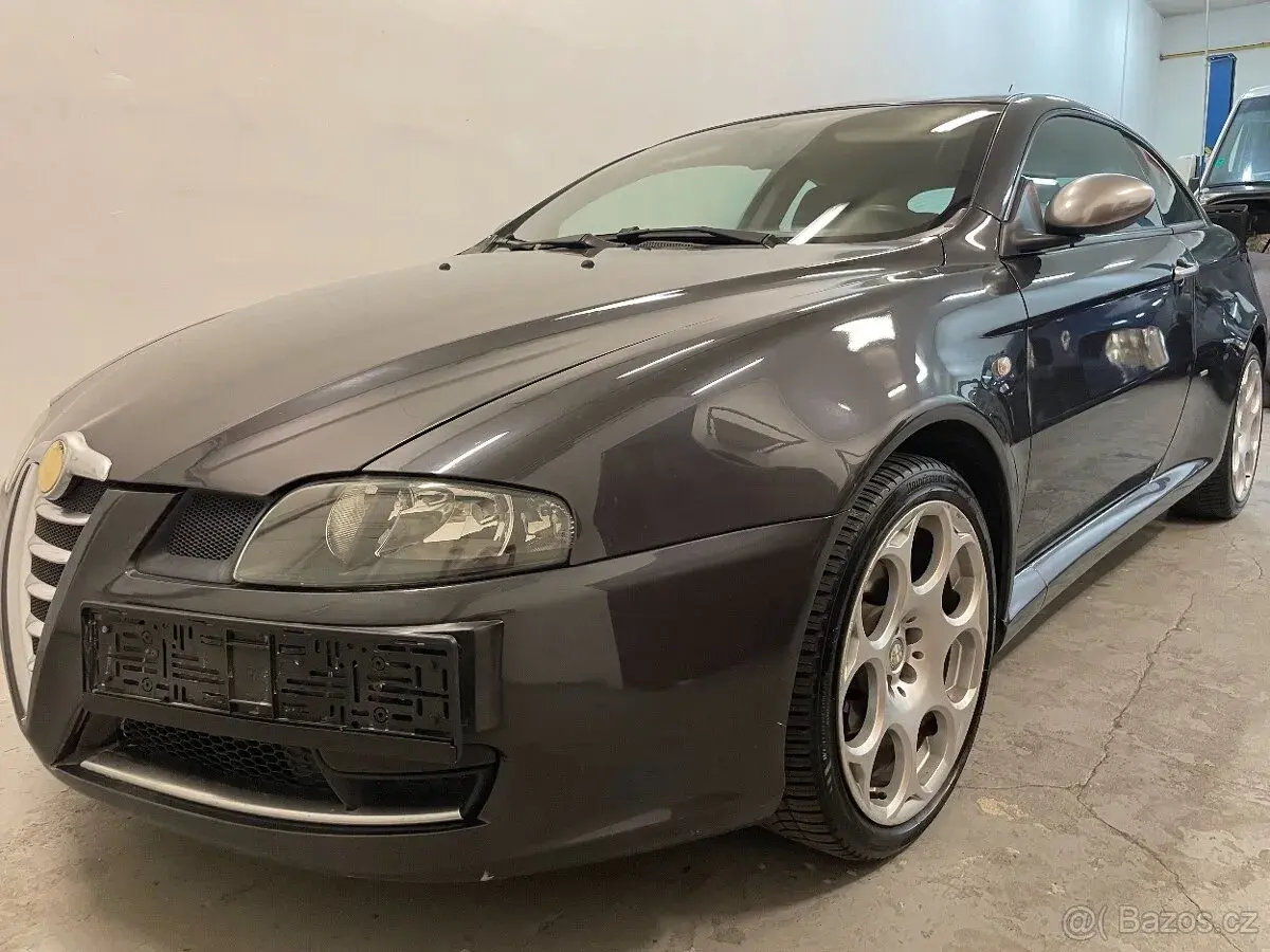 Alfa Romeo GT – 2007