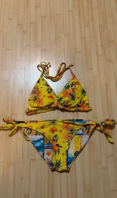 Plavky Desigual oboustranné vel. S-M