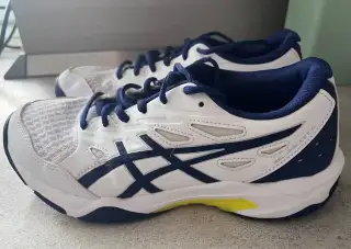 Sportovní boty ASICS (gelové)