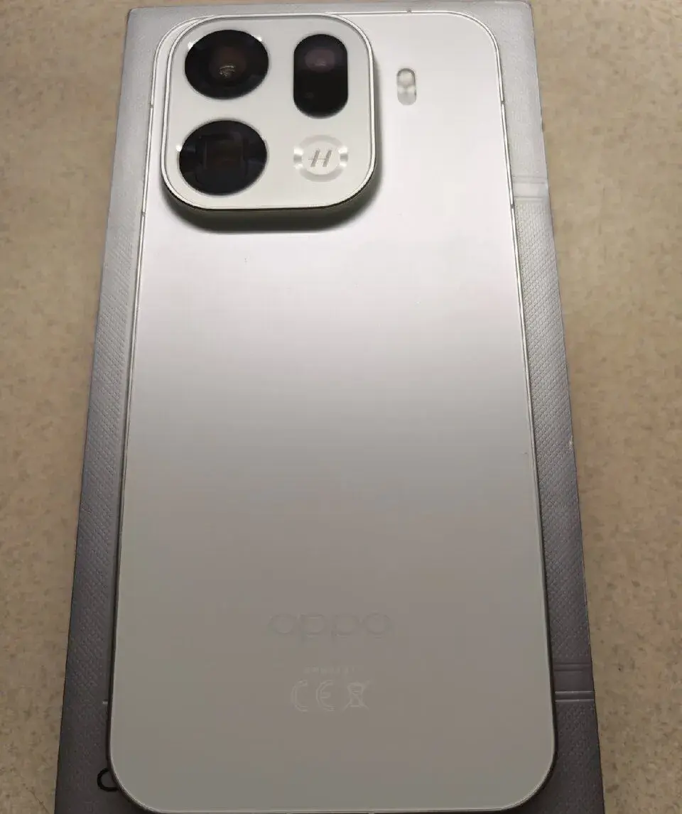 Špičkový Oppo Find X9 Pro