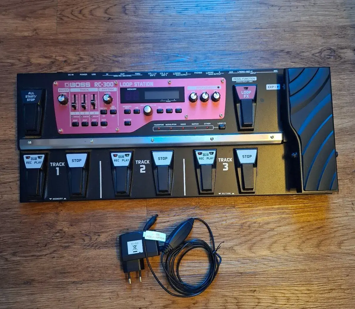 Kytarový efekt Boss RC300