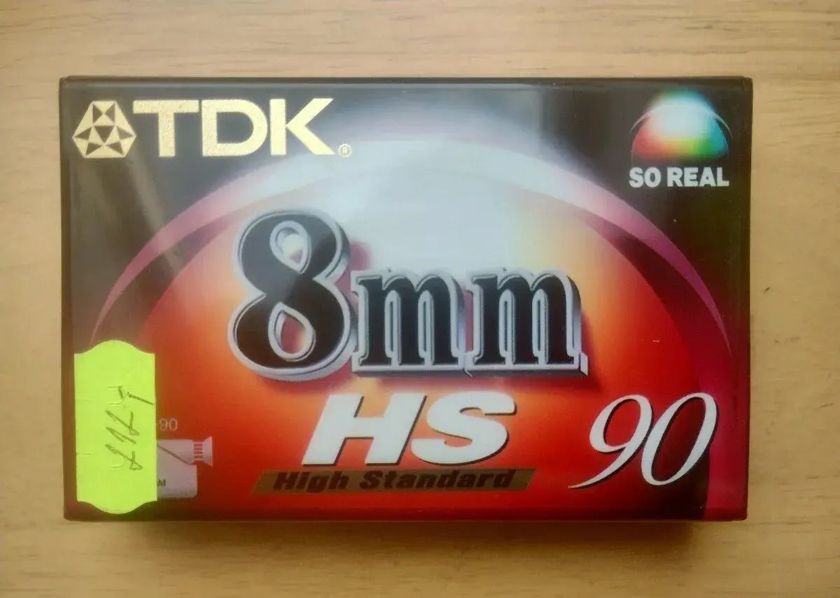 Konvolut videokazet Video8 / Hi8