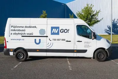 Půjčovna dodávek nabízí Opel Movano L3H2 2020