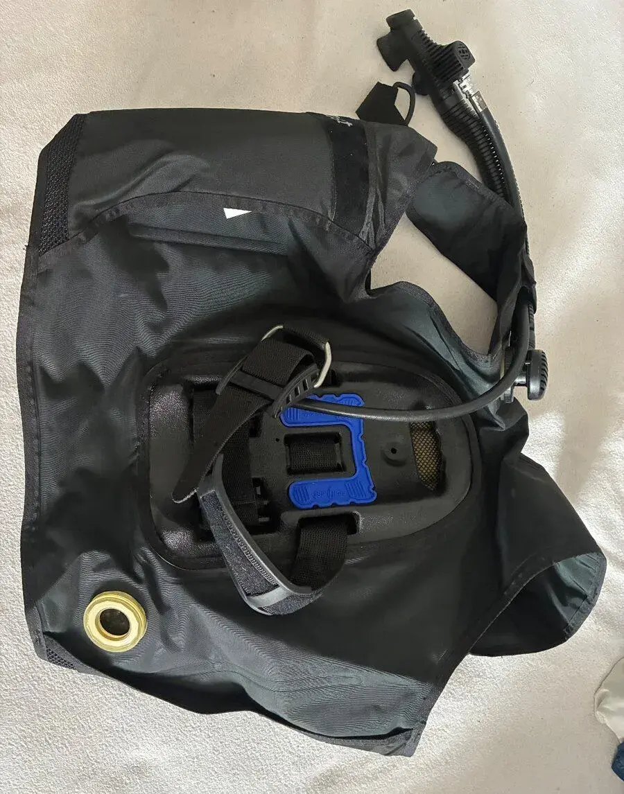 Potápěčský žaket / BCD SeaQuest (vel. M/L) – chybí krytka