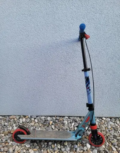 Dětská koloběžka Oxelo Mid 5 - modrá