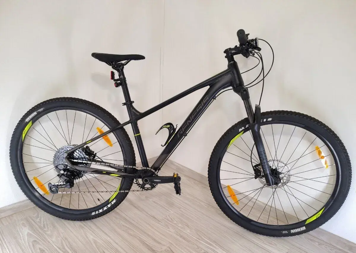ÚPLNĚ NOVÉ, NEPOUŽITÉ HORSKÉ KOLO Genesis Impact LTD 29"