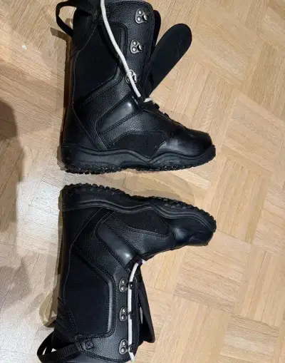 Snowboard boty westige 36