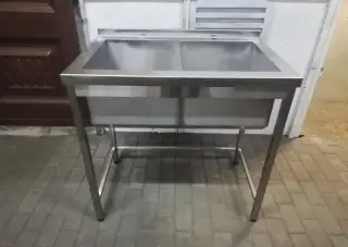 Nerezový gastro drez / dvojdřez svařovaný