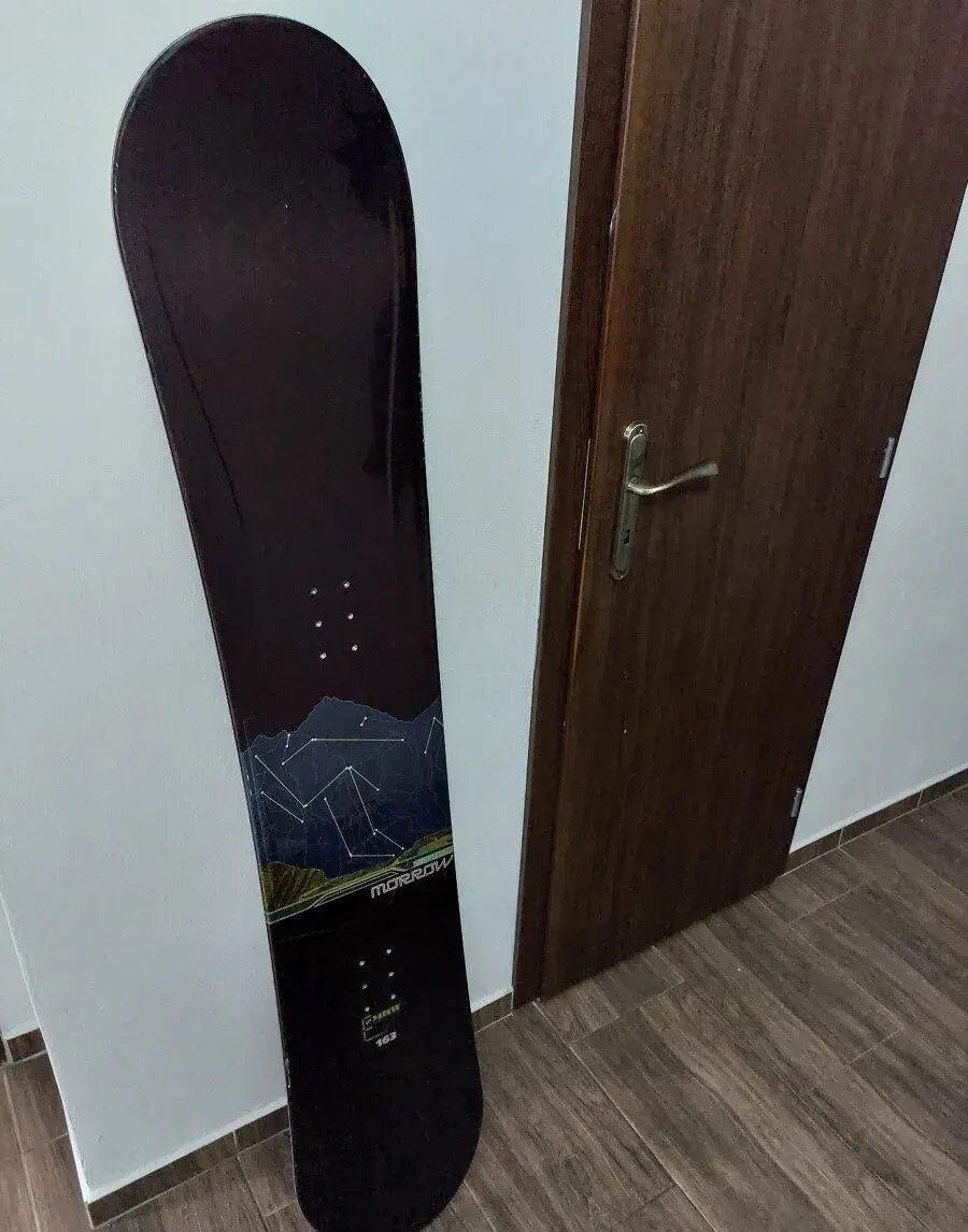 Snowboard morrow 163w
