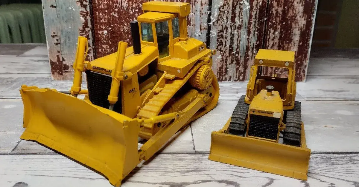 Modely bagrů - orig. kovové - CAT a Liebherr
