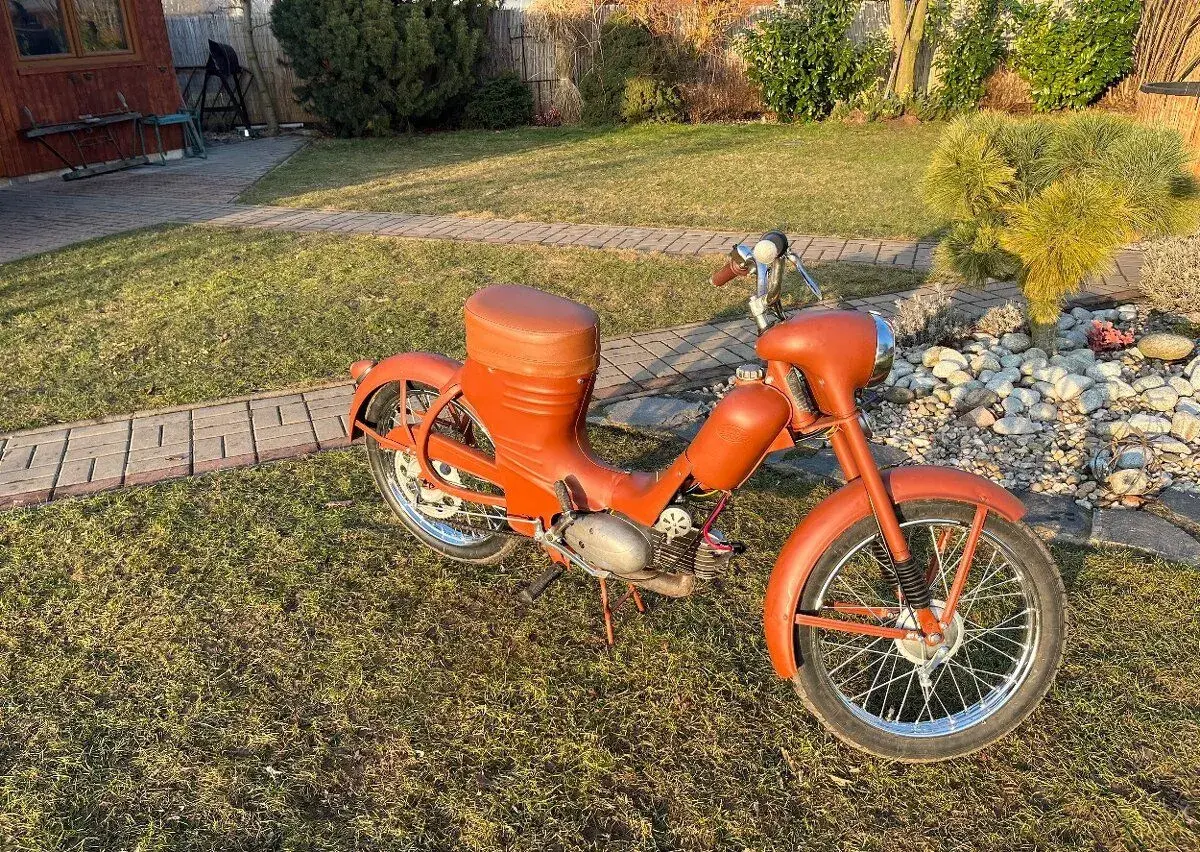 Jawa 550