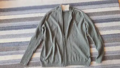 Zeleno béžový svetr se zipem ke krku spol C&A, vel. XL